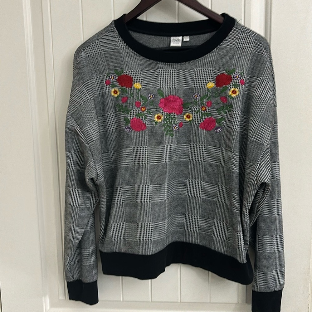 TWIK Embroidered Sweatshirt